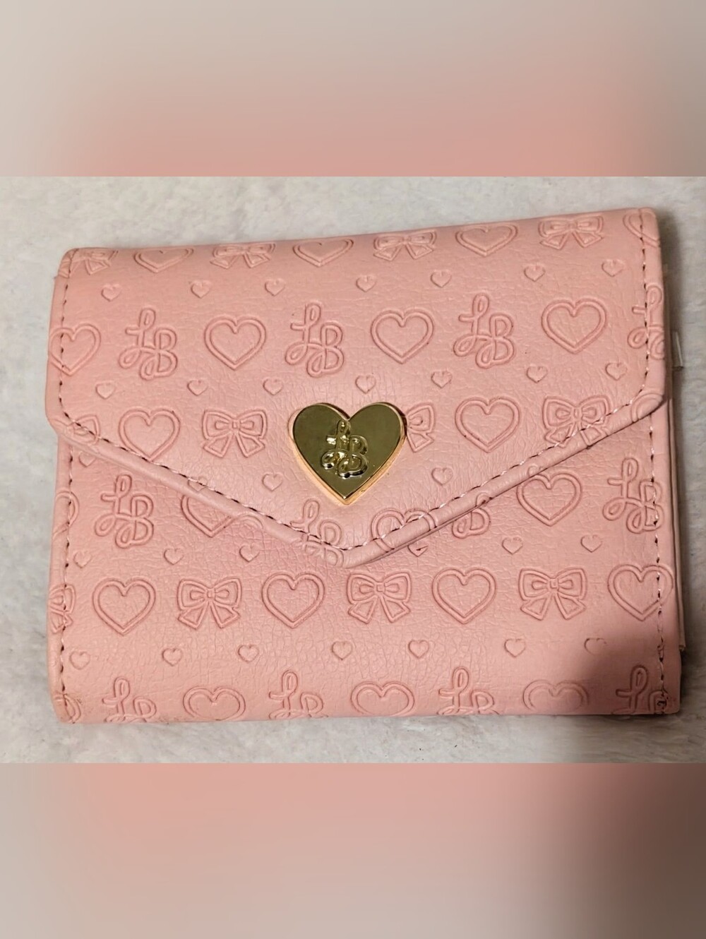 NWOT Betsey Johnson Pink Heart-Accent Women's 3 Fold Small Wallet